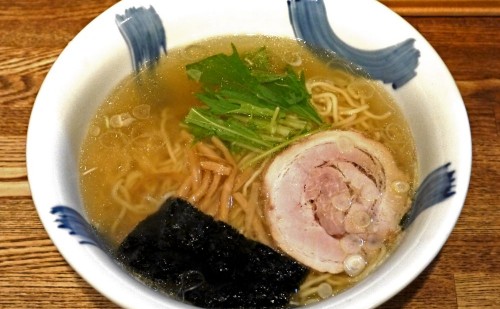 昔ながらの一杯！塩、味噌、醤油の定番ラーメンが食べられる店主の子供の頃の思い出が詰った一杯『ラーメン食堂 粋な一生』