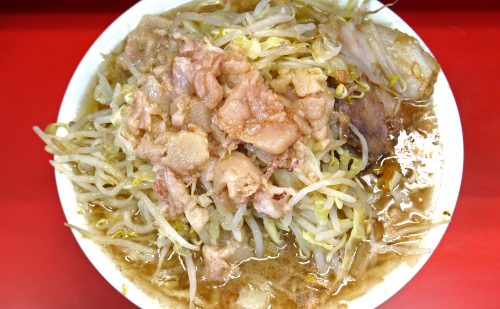 聖地巡礼！一度では理解できない三度通えばハマる食べ物ジロリアンへの道 第一弾『ラーメン二郎 三田本店』